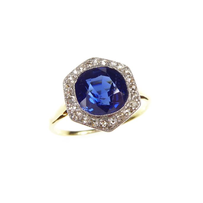 Art Deco sapphire and diamond hexagonal cluster ring | MasterArt